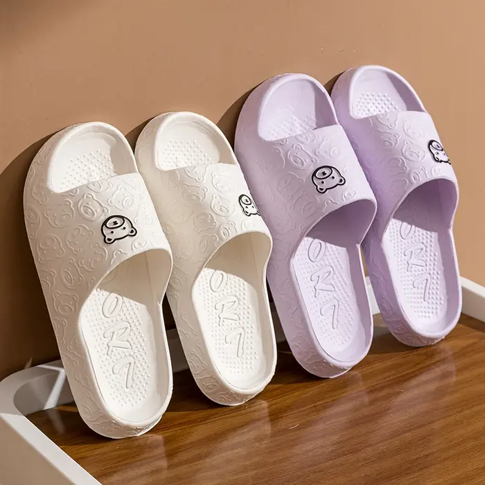 Image de Chaussons Doux Ours Dessin Animé - Confort Intérieur & Extérieur