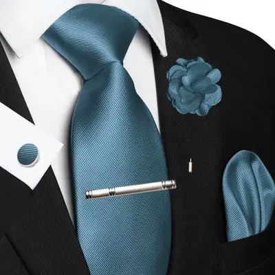 Image de Cravate Bleue Élégante pour Mariage & Affaires