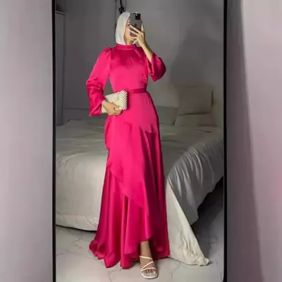 Image de Robe Maxi Musulmane Élégante - Abaya & Caftan 2025