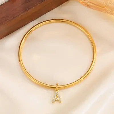 Image de Bracelet Personnalisé avec Nom - Cadeau Élégant pour Femmes
