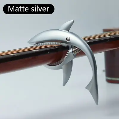 Image de Capodastre Requin Métal - Changement de Tonalité Facile