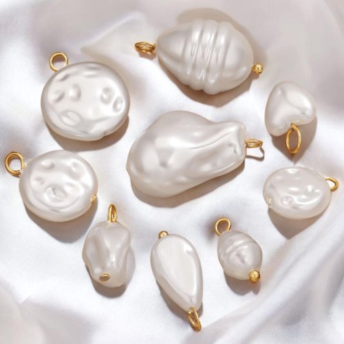 Image of 10-Piece Stainless Steel Heart Charm Set with Imitation Pearl Geometric Design for DIY Jewelry Making - Perfect for Necklaces, Bracelets, and Earrings