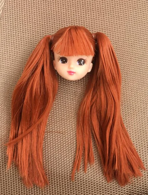 Rot pony haar
