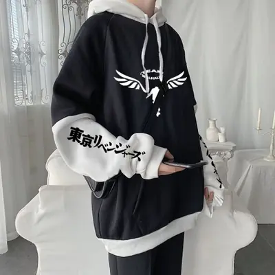 Image de Sweatshirt Anime Gothique Hiver - Takrevengers