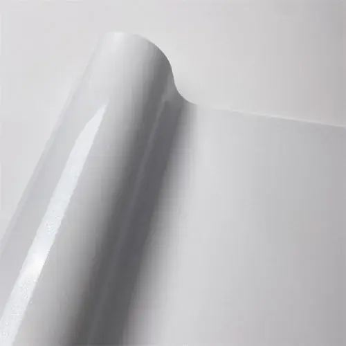 Blanc métallisé brillant