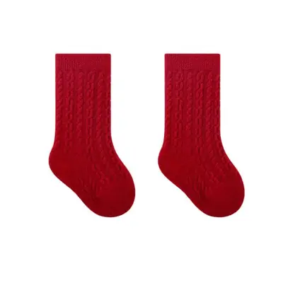 Image de Chaussettes Rouges de Noël pour Bébé - Douces & Chaudes