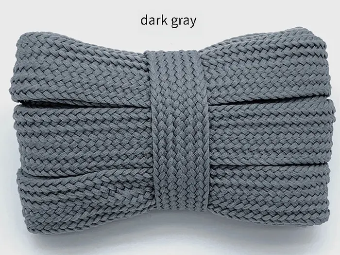 Gris oscuro