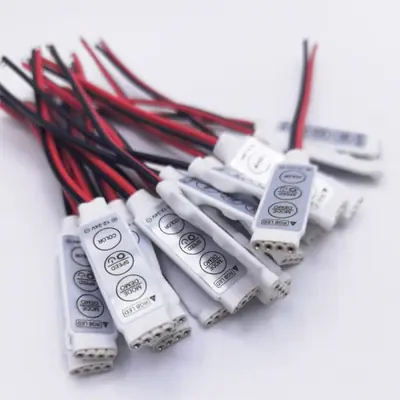 Image de Contrôleur LED RGB Mini 3 Touches - 5V/12V/24V