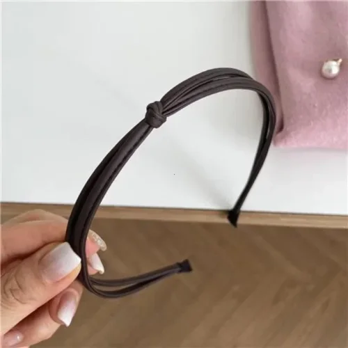 Immagine di Fascia per capelli coreana vintage annodata in pelle PU sottile tinta unita Temperamento semplice Fa...