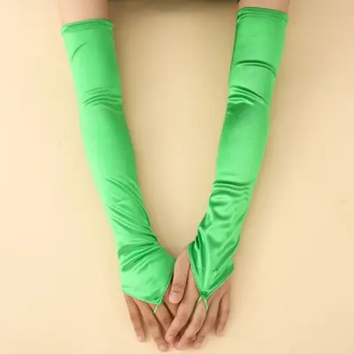 Image de Gants Vintage Satinés Sans Doigts - Style Années 1920