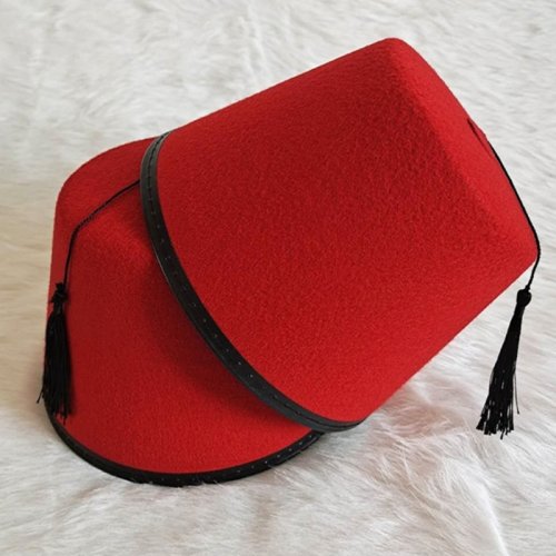 Image of Authentic Red Moroccan Fez Hat for Men – Breathable Ottoman Tarboosh with Tassel – Traditional Turkish Round Cap for Cosplay, Costume, and Cultural Events