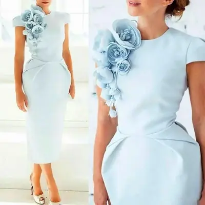 Image de Robe élégante mère de la mariée - Fleurs & Coupe Fourreau