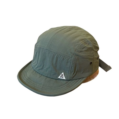 armeegrün