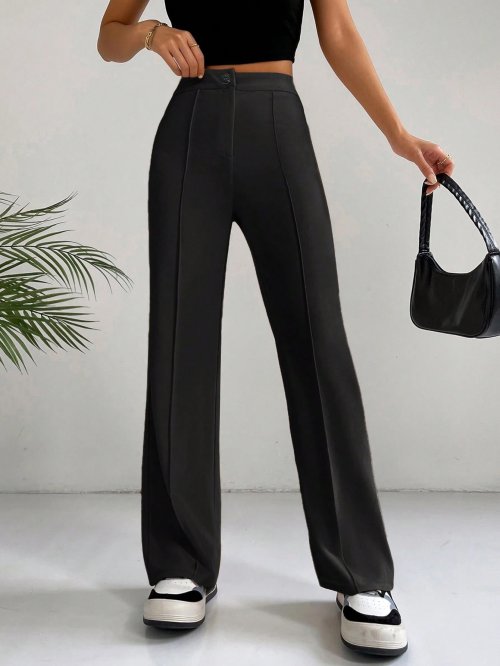 Immagine di Pantaloni da Donna a Gamba Dritta con Vita Alta in Tinta Unità: Eleganti, Casual e Comodi con Bottoni e Cerniera per l'Uso Quotidiano
