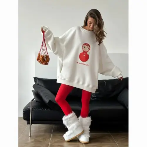 Image de Sweat Blanc Col Rond Femme Style Russe - Printemps 2025