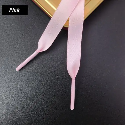 Image de Lacets de Soie Satinés - Élégants & Pratiques