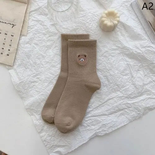 Image de Chaussettes Coeur - Douceur & Style Féminin
