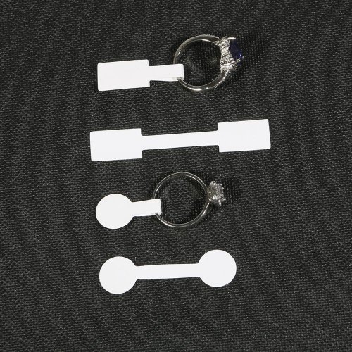 Afbeelding van 100 witte blanco prijskaartjes met vierkante ronde koppen – papieren etiketten voor ringen, kettingen, armbanden en sieraden in winkelvertoning