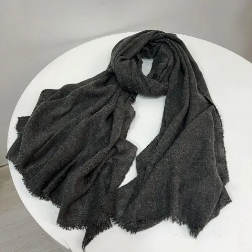 Image de Écharpe Turban à Carreaux - Chaud & Stylish