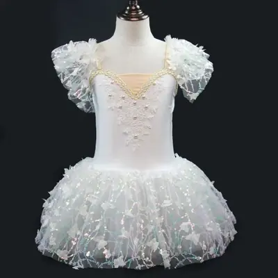 Image de Tutu de Ballet Professionnel Blanc - Élégance et Performance