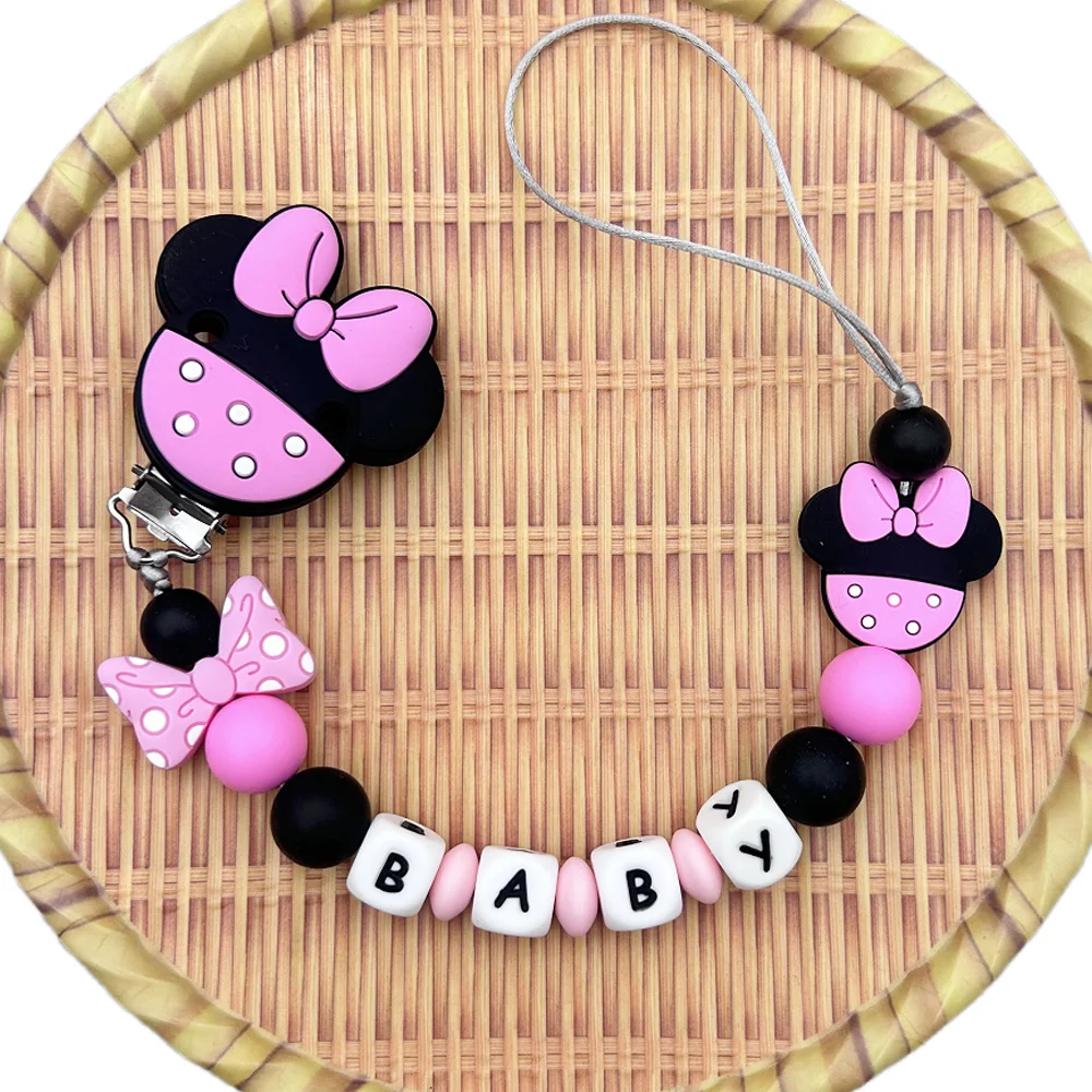 Zdjęcie Personalizowane Silikonowe Klipsy do Smoczka – Kawaii Gryzaki z Literami