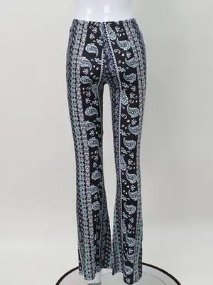 Image de Pantalon Midi Paisley Y2K - Style Streetwear Féminin