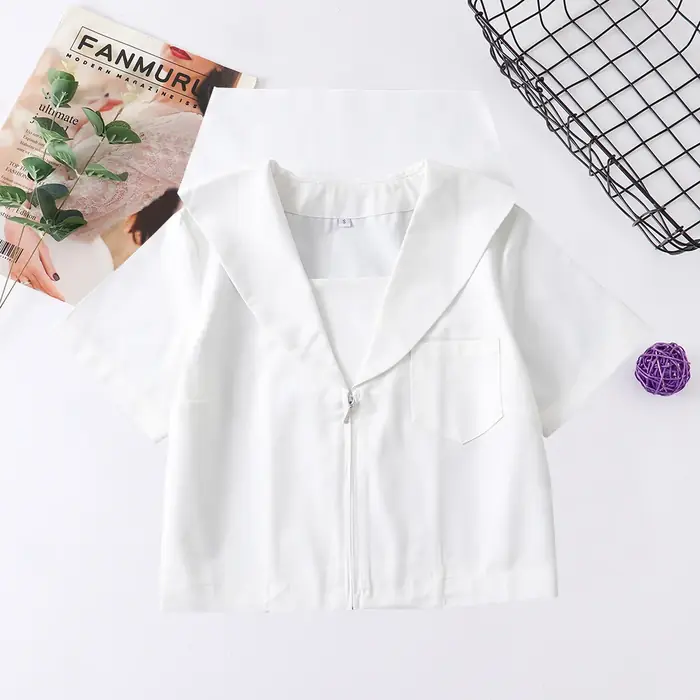 Image de Uniforme Scolaire Japonais Blanc & Noir - Style Marin