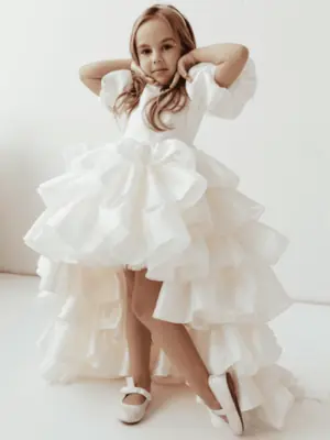 Image de Robe Fleurie Beige pour Fille - Élégante & Personnalisable