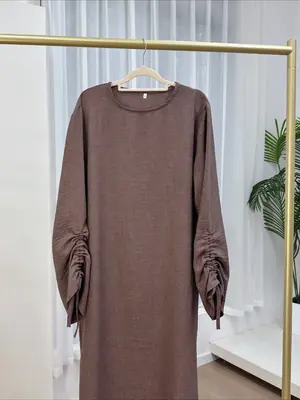 Image de Abaya Élégante & Modeste pour Femmes - Style 2025
