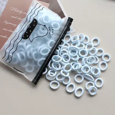 Image de 100 Élastiques Cheveux Enfants - Scrunchies Doux & Colorés
