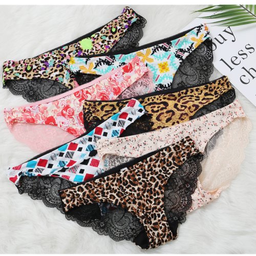 Image of Elegant Women's Seamless Lace Panties with Leopard Print - Breathable Cotton & Ice Silk Lingerie for Comfort and Style