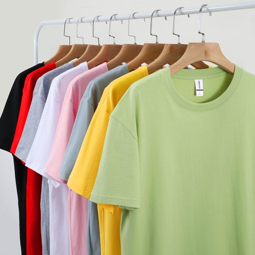 Imagen de Camisetas de algodón puro para mujer: estilo casual y deportivo con cuello redondo, manga corta y corte holgado en blanco y negro