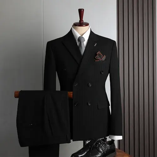 Image de Costume Homme Slim Rayé - Élégant & Raffiné