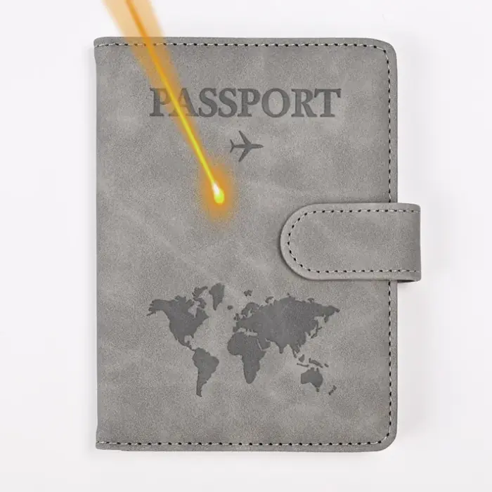 Image de Passeport Personnalisé avec Monogramme