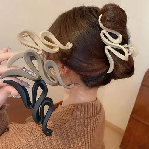 Afbeelding van Elegante Koreaanse Acryl Haarclips in Effen Kleur – Simpele en Stijlvolle Haaraccessoire voor Vrouwen en Meisjes