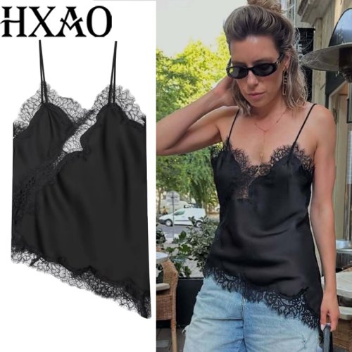 Immagine di Top in Pizzo Nero Donna Estate Senza Maniche con Dettagli Ritagliati, Modello Asimmetrico Sexy e Senza Schienale - Corsetto Slip Top Elegante