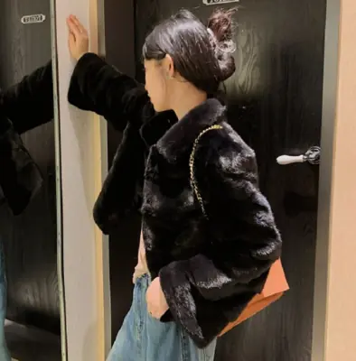 Image de Manteau de Vison 100% Véritable - Élégant & Chaud
