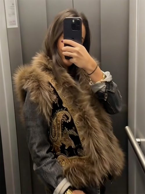 Imagen de Chaleco Sin Mangas con Estampado Vintage de Paisley para Mujer, Adornado con Piel de Mapache, Tendencia Otoño-Invierno 2025