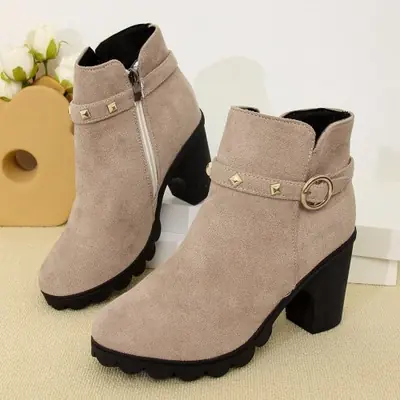 Image de Bottes à Talons Hauts Femme - Collection 2024