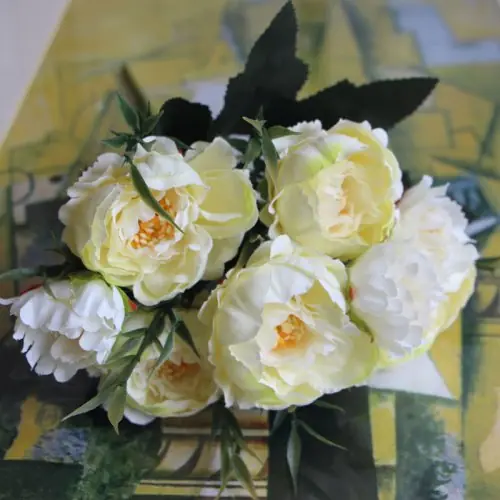 Image de Pivoines Artificielles Soie - Décoration Élégante pour Mariage & Maison