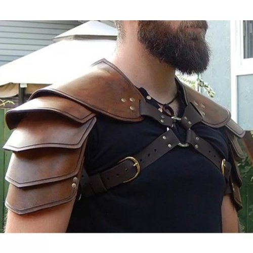 Immagine di Costume Medievale Steampunk Vikingo Guerriero Cavaliere con Armature a Spalla Regolabili in Pelle PU per Uomo e Donna - Accessorio Perfetto per Cosplay e LARP