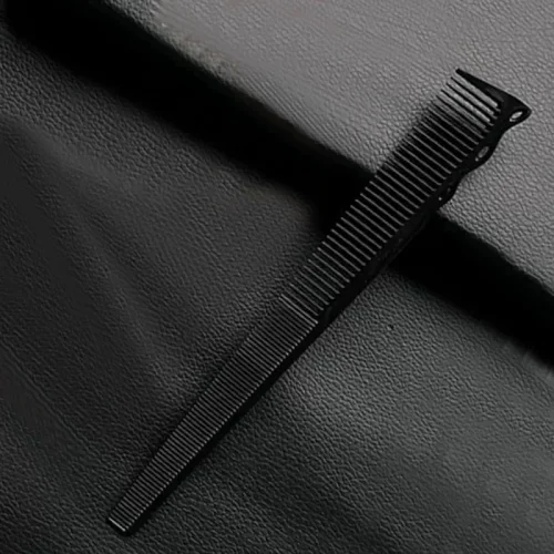 Afbeelding van Professionele Haarknipkammen & Styling Tools voor Perfecte Kapsels