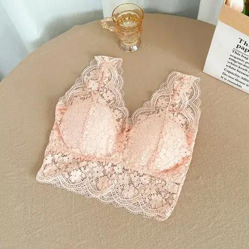 Image de Bralette en dentelle sans armatures, col en V profond et rembourré
