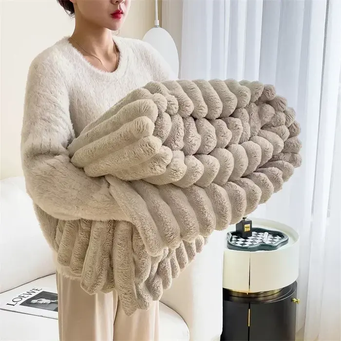 Image de Couverture en fausse fourrure douce et chaude