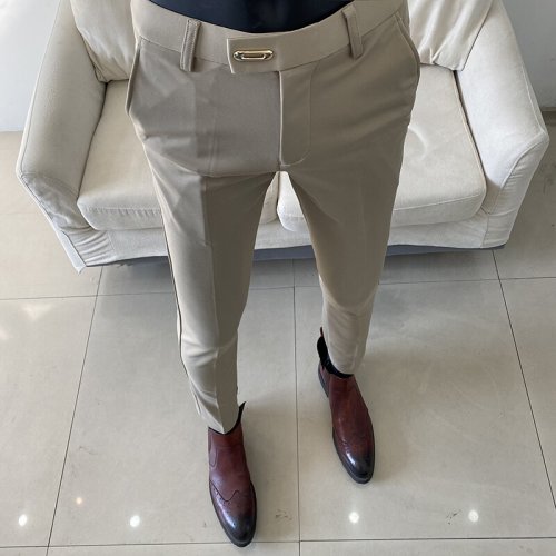 Zdjęcie Eleganckie Spodnie Męskie Slim Fit – Idealne na Biuro i Wyjścia