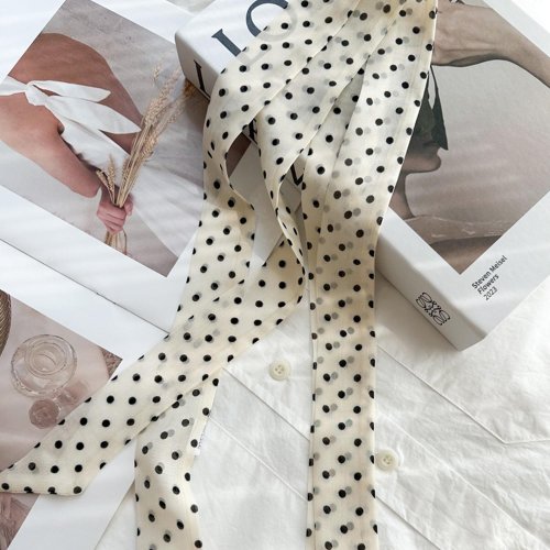 Afbeelding van Elegante Vrouwen Smalle Lange Sjaal 150x4 cm met Polkadots – Multifunctioneel Accessoire als Tie, Taslint, Hoofdband, Choker of Streamer
