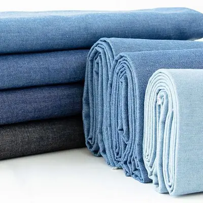 Image de Tissu Denim Bleu Délavé - Léger & Idéal pour Bricolage