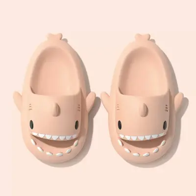 Image de Tongs Requin Antidérapantes - Confort & Style