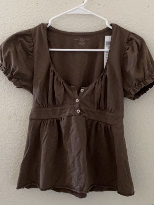 Immagine di Top Crop Y2K Fairy Grunge per Donna con Patchwork in Pizzo, Maniche Corte, Taglio Slim Fit, Stile Babydoll Adorabile