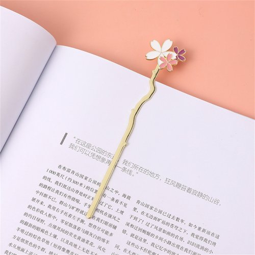 Bild von Edler Metall-Lesezeichen mit Sakura-Blüten-Design